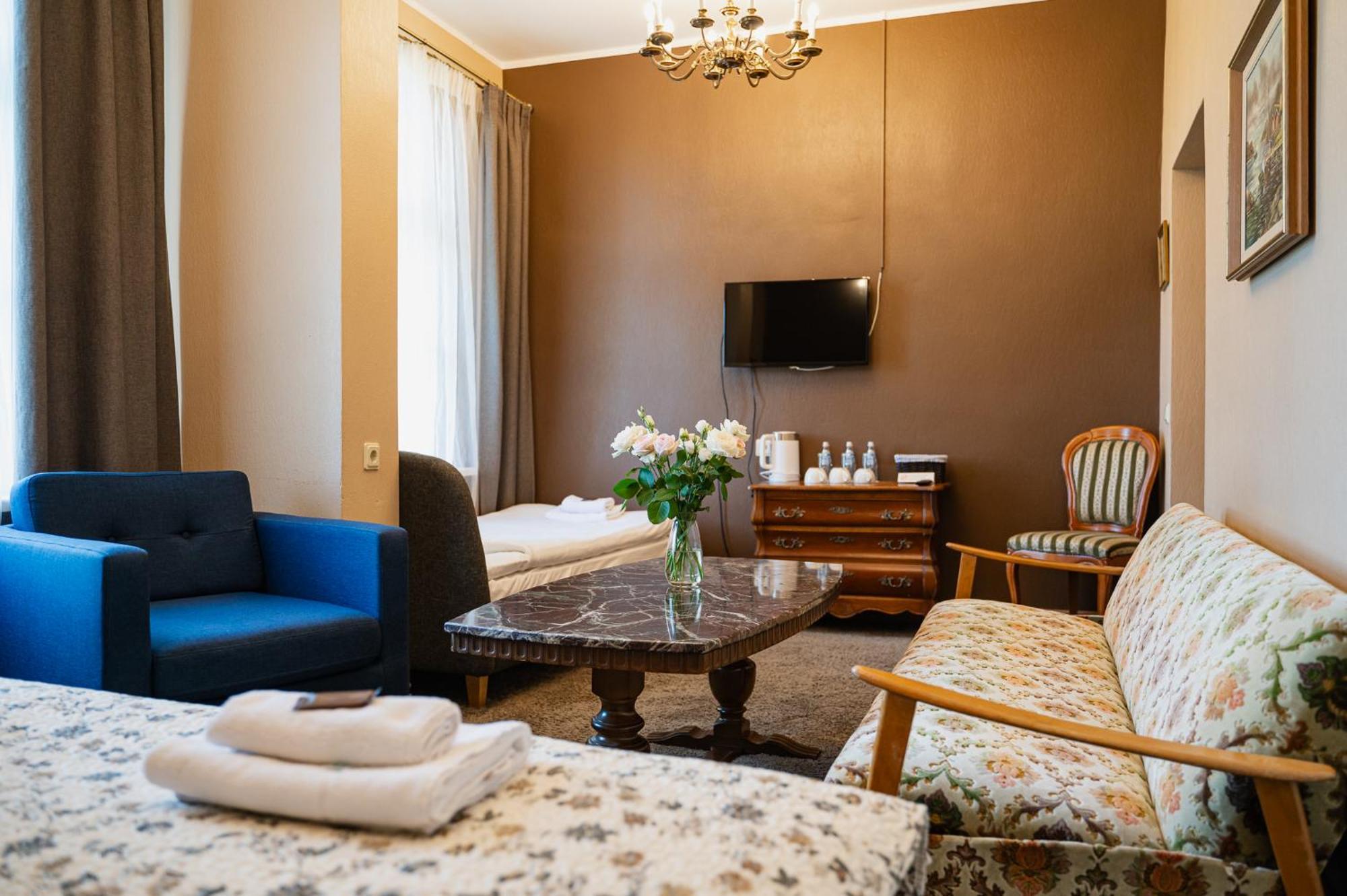 Boutique Hotel Virkas Muiza Kuldiga Room photo